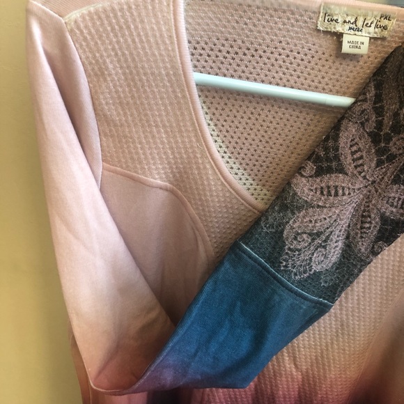 đź”–NEW Live and Let Live flare sweater - Picture 3 of 3